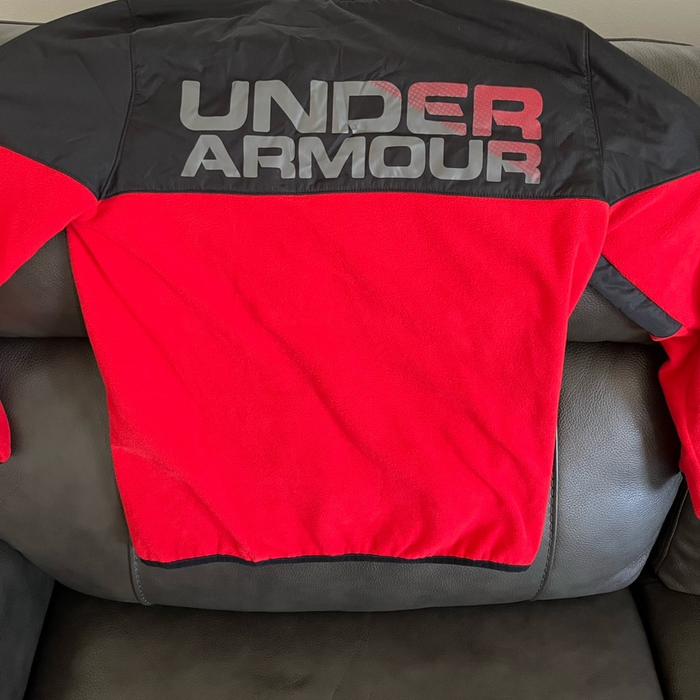 Under Armour youth L zip up hooded jacket